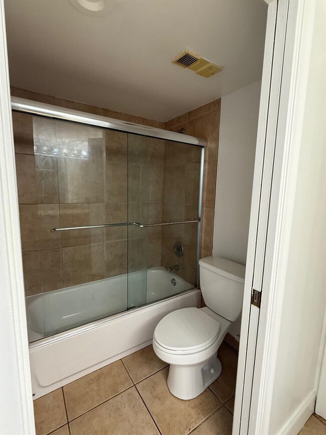 Building Photo - 2050 N Congress Ave