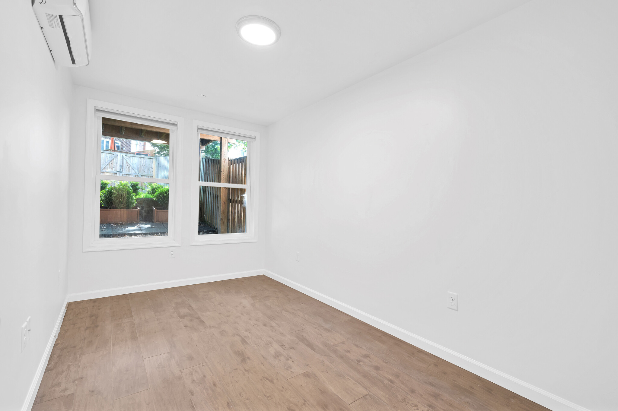 Bedroom - 5333 42nd St NW