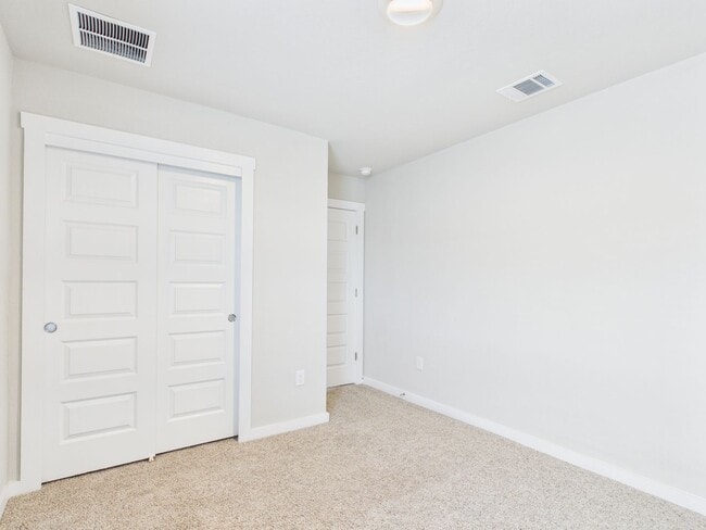 Building Photo - Beautiful Bar W Ranch Home – Hill Country Charm with Modern Comforts