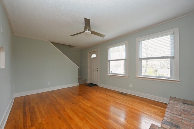 Building Photo - Renovated East Nashville Home | 3BR + Washer/Dryer + Off-Street Parking