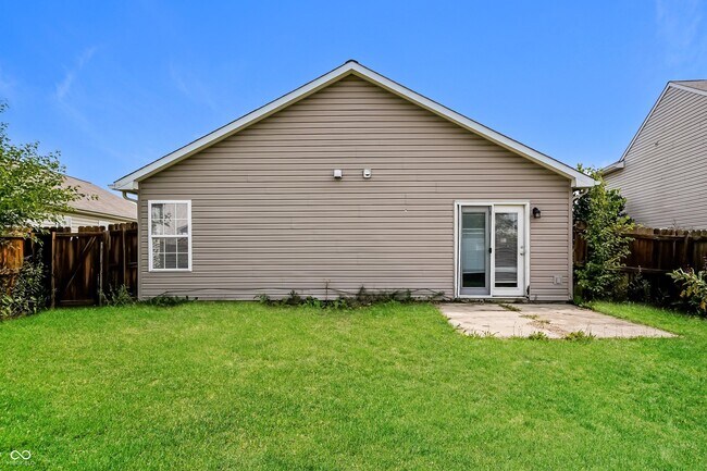 Building Photo - 5620 Sweet River Dr