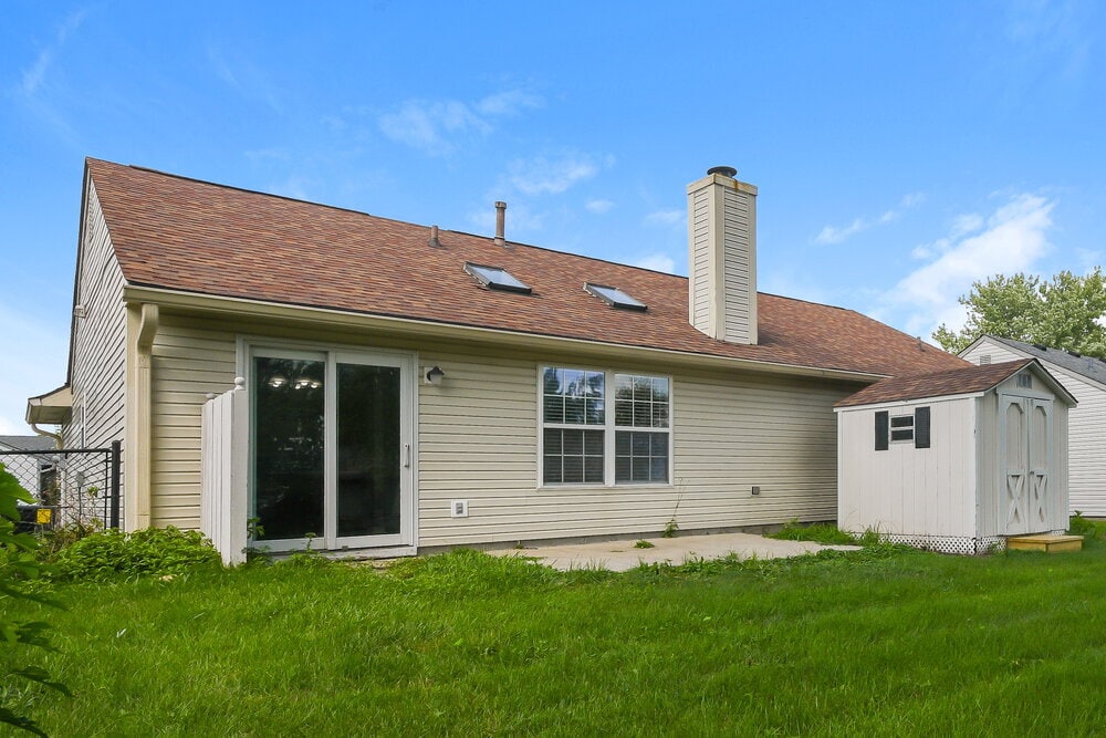 Building Photo - 9695 Claymore Dr