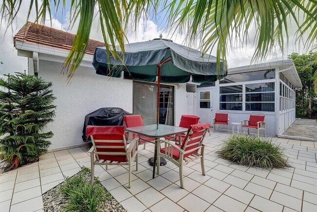 Building Photo - 9565 El Clair Ranch Rd