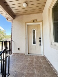 Building Photo - Lakefront Condo for Rent in Hot Springs