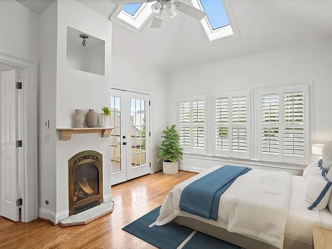 Building Photo - Perfect Brownstone in Sylvan Park near Wes...