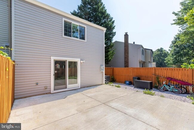 Building Photo - 13639 Clarendon Springs Ct