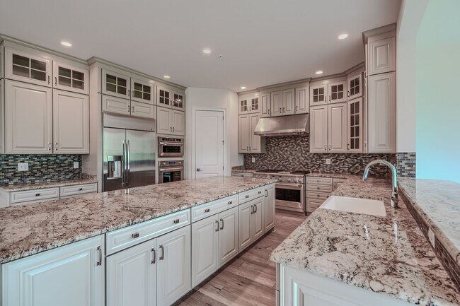 Building Photo - 2847 Seabiscuit Dr