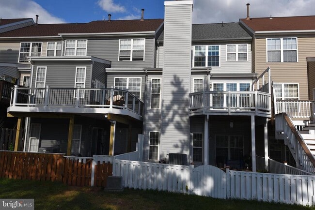 Building Photo - 44057 Rising Sun Terrace