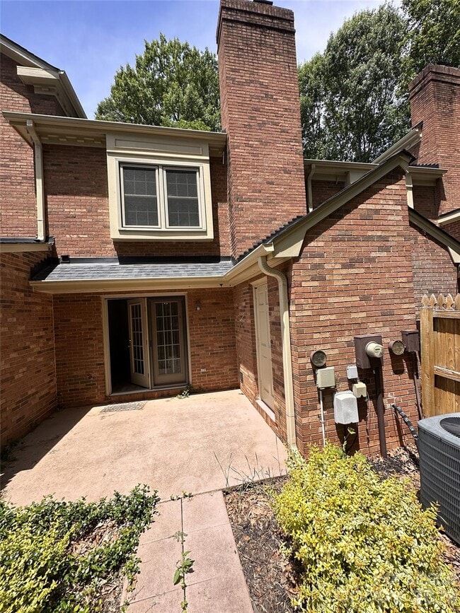 Building Photo - 4101 Ivystone Ct