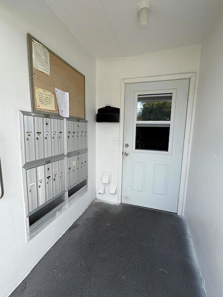 Building Photo - 179 Berkshire I