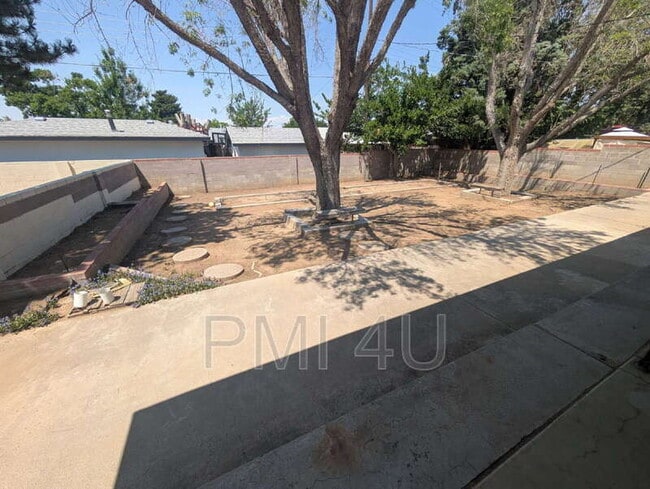 Building Photo - 2729 Chama St NE