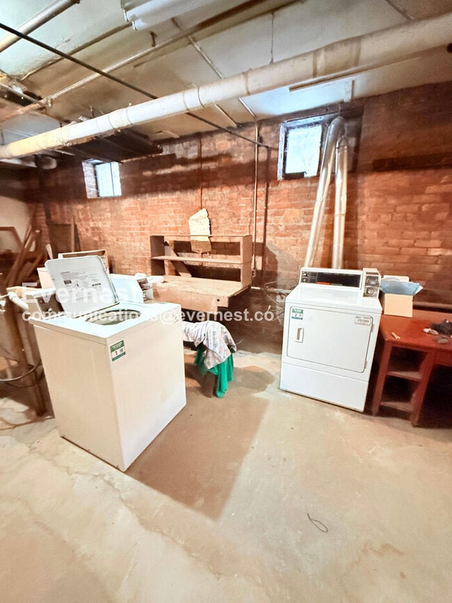 Building Photo - 12003 Prairie St