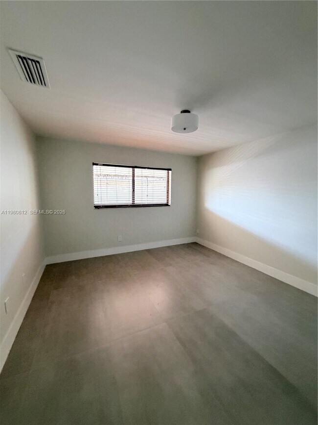 Building Photo - 7801 SW 12th St