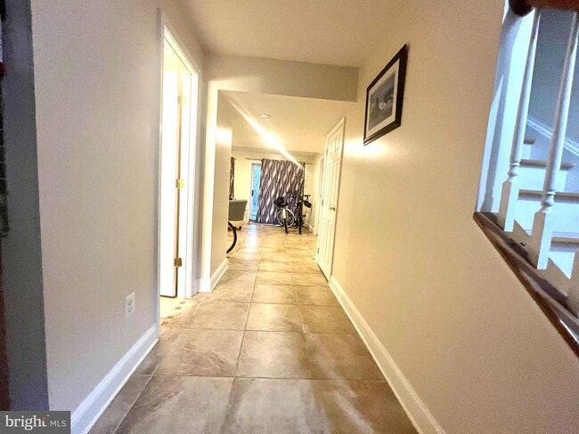 Building Photo - 23228 Daffodil Dr