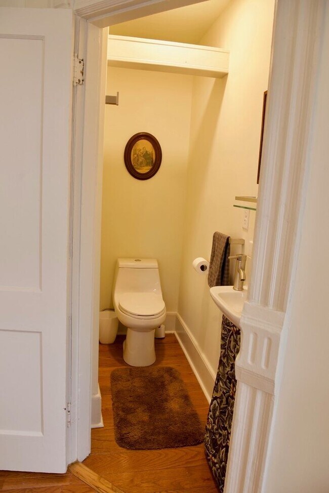 Building Photo - Stunning Furnished Historic Renovation in ...