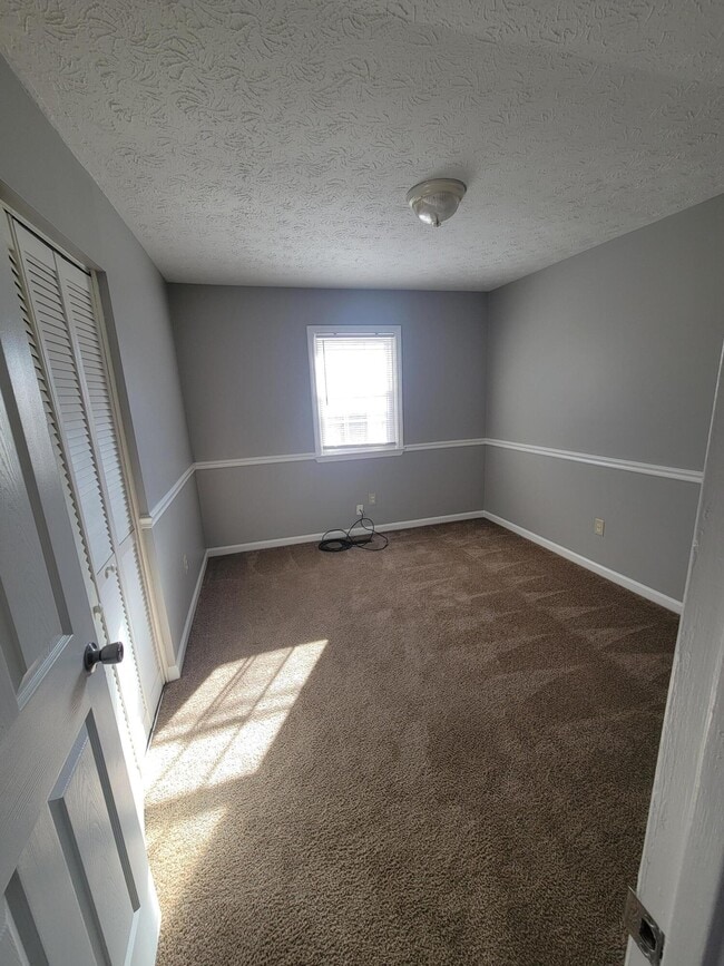 Building Photo - 2801 Winter Garden