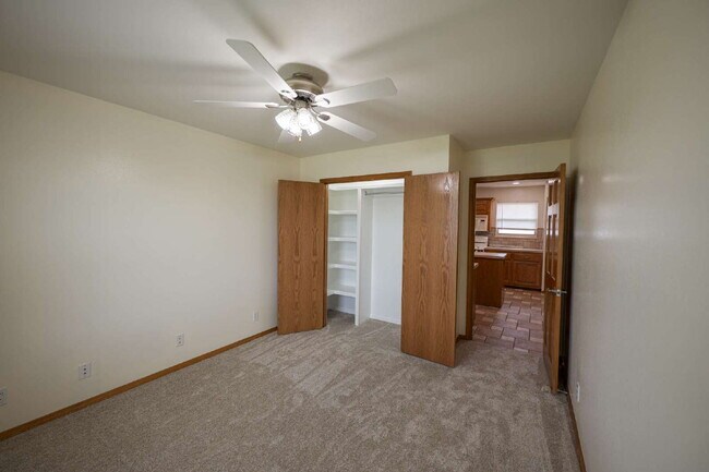 Building Photo - 3 - Bedroom 2 - Bath with 2 - Car Garage