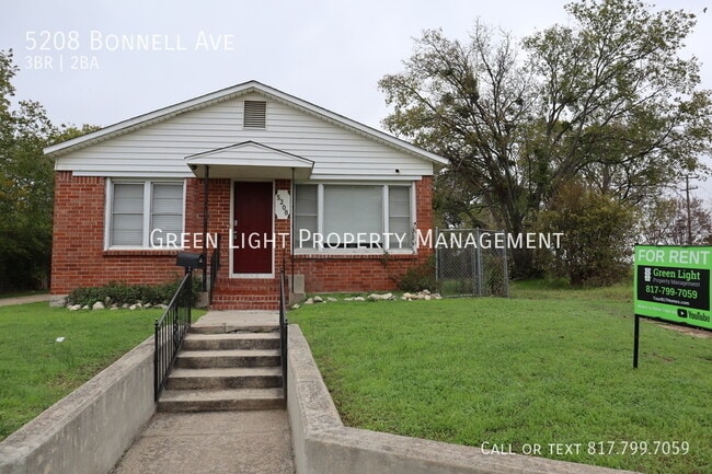 Building Photo - 5208 Bonnell Ave