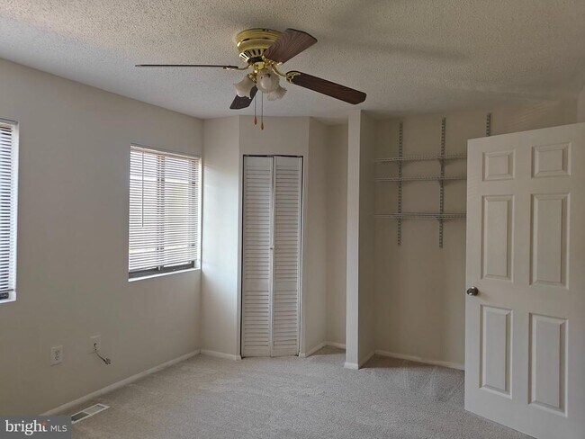Building Photo - 15245 Coachman Terrace