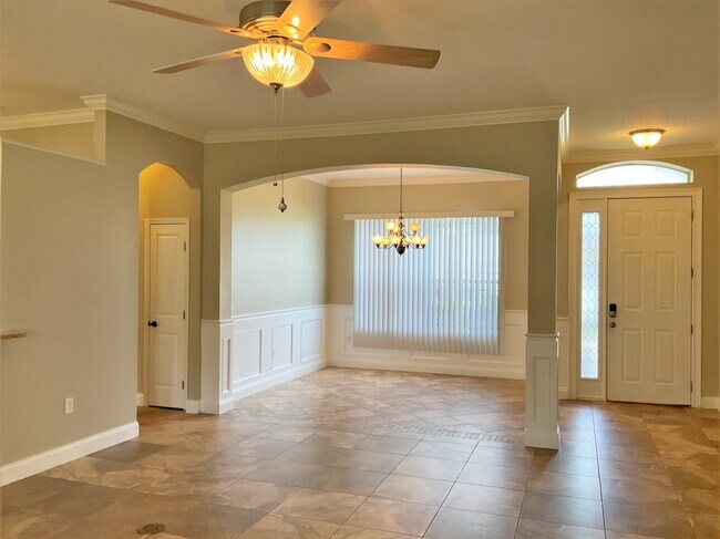 Building Photo - 7203 Remington Oaks Dr