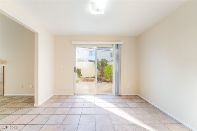 Building Photo - 435 Coral Sea St