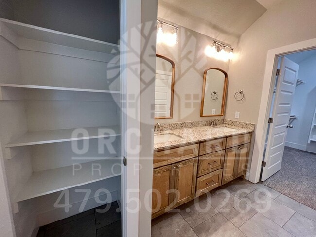 Building Photo - Siloam Springs- Single-Family Home- Popular Cedarwood Plan