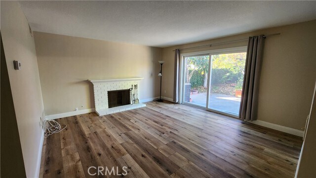 Building Photo - 14861 Sumac Ave