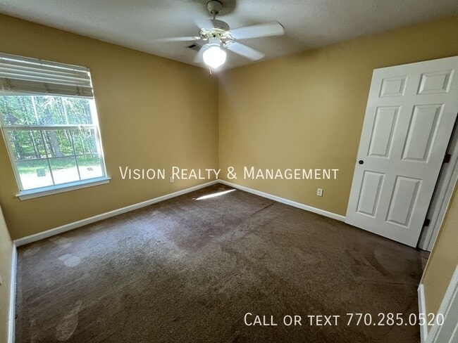 Building Photo - 4694 Glider Cir