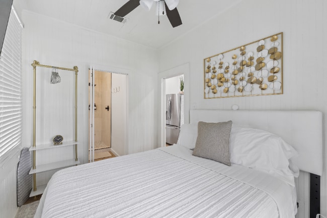 Building Photo - 311 Chatham St