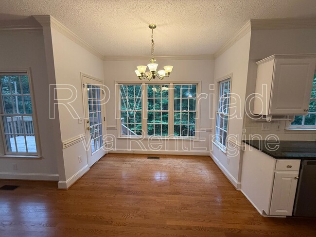 Building Photo - 4210 Shoal Creek Dr