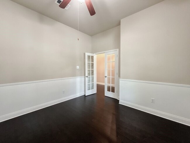 Building Photo - 10 Pilot Rock Pl