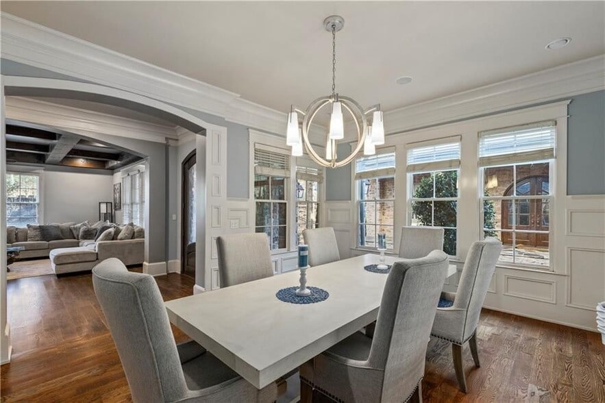 Building Photo - 2125 Cooper Lake Rd SE