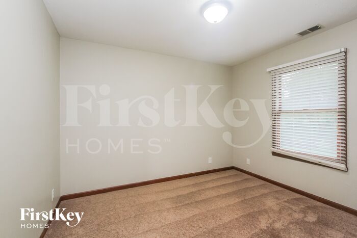 Building Photo - 1127 Farmview Ct