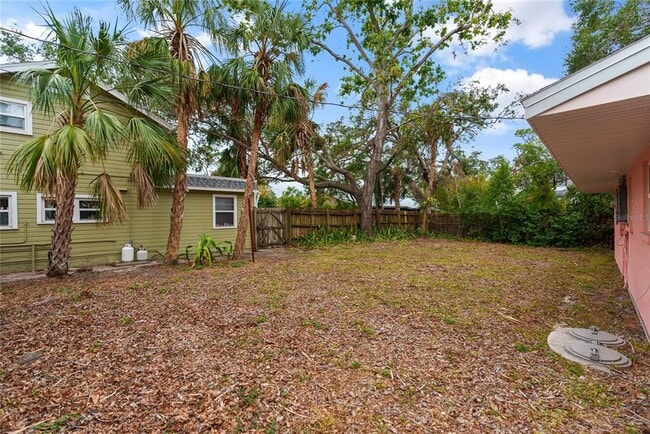 Building Photo - 974 Tennessee Ln