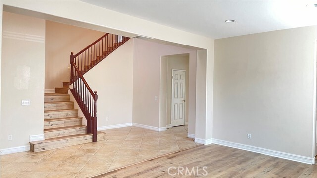 Building Photo - 6562 Emerald Downs St