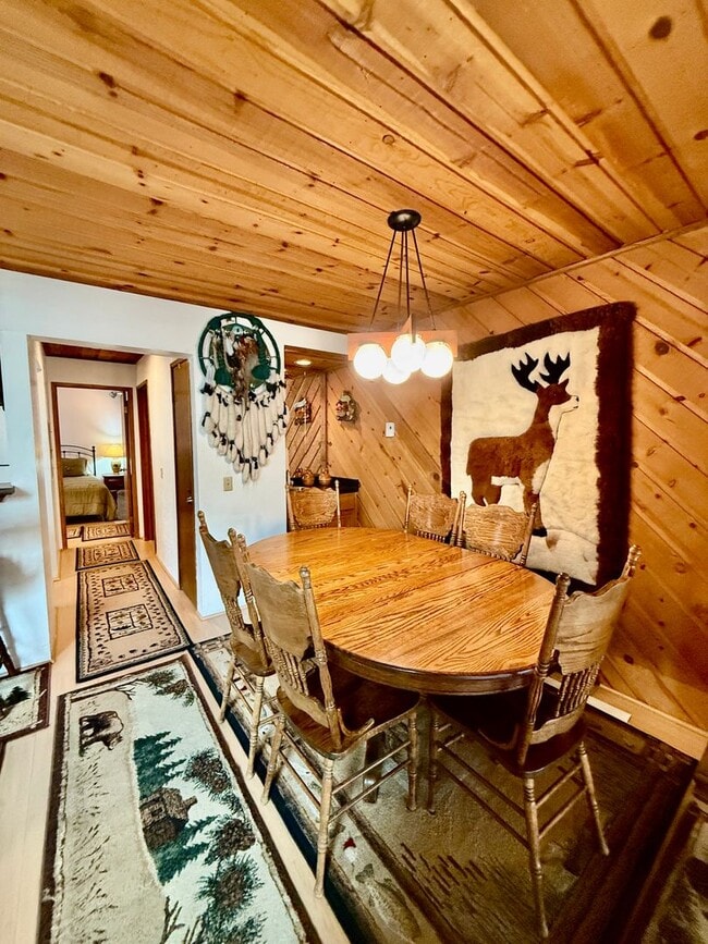 Building Photo - Fully Furnished 2BD/2BA Mountain Townhome | Cozy Pellet Stove | Parking Included