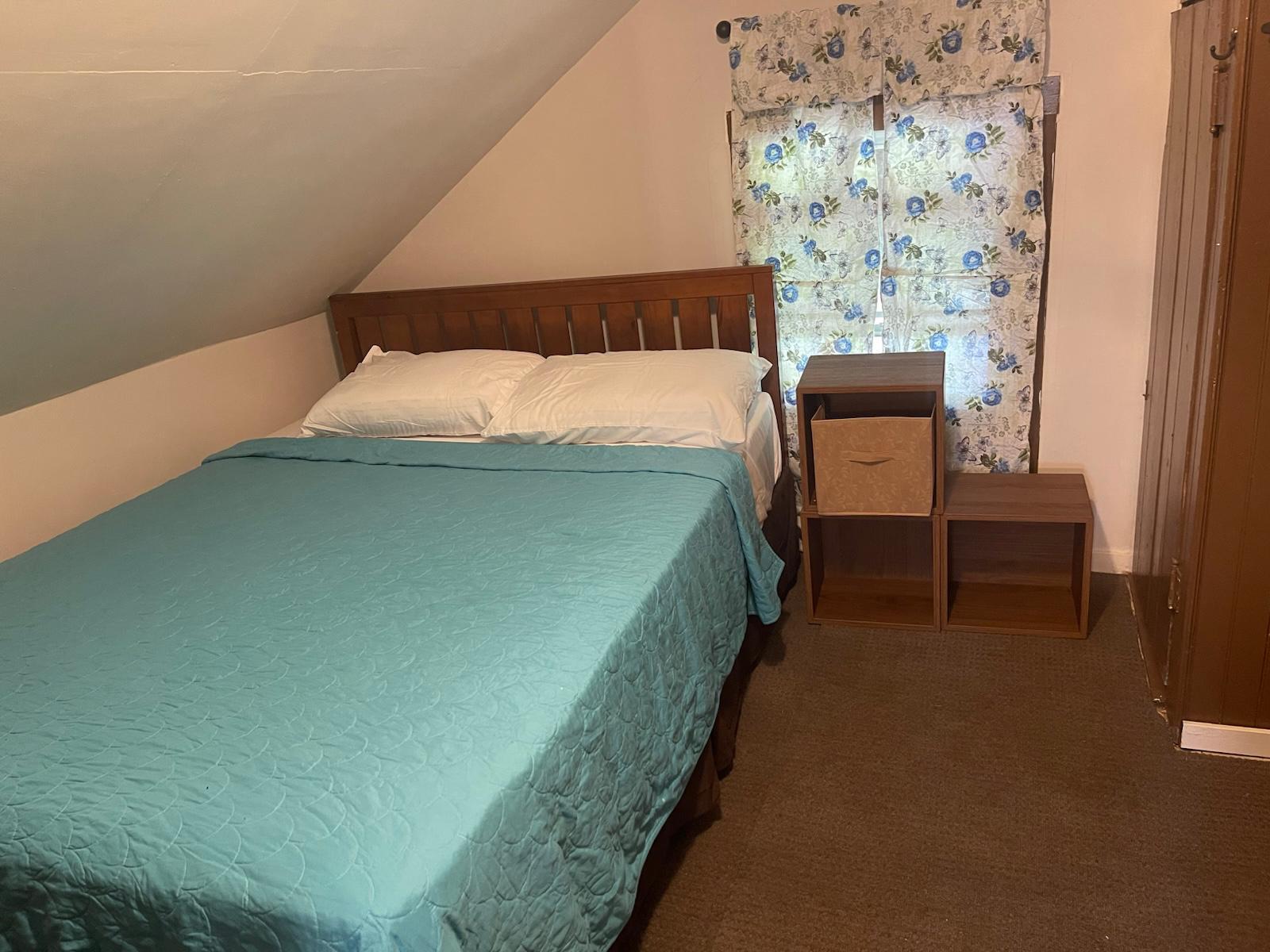 2nd bedroom - 350 Hilltown Rd