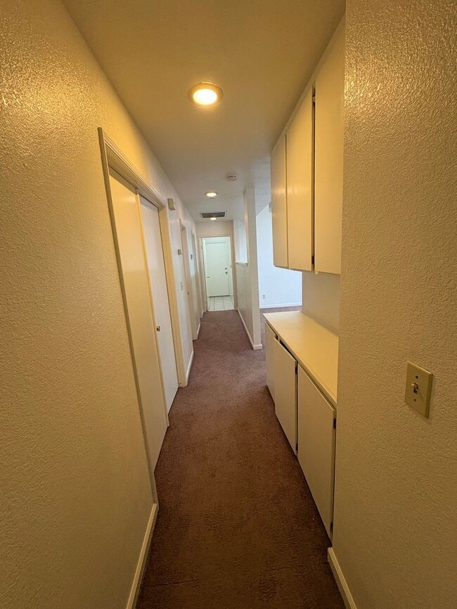 Building Photo - Very Nice Home for Rent! Swimming Pool!