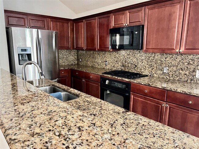 Building Photo - 42 W Foxbriar Forest Cir