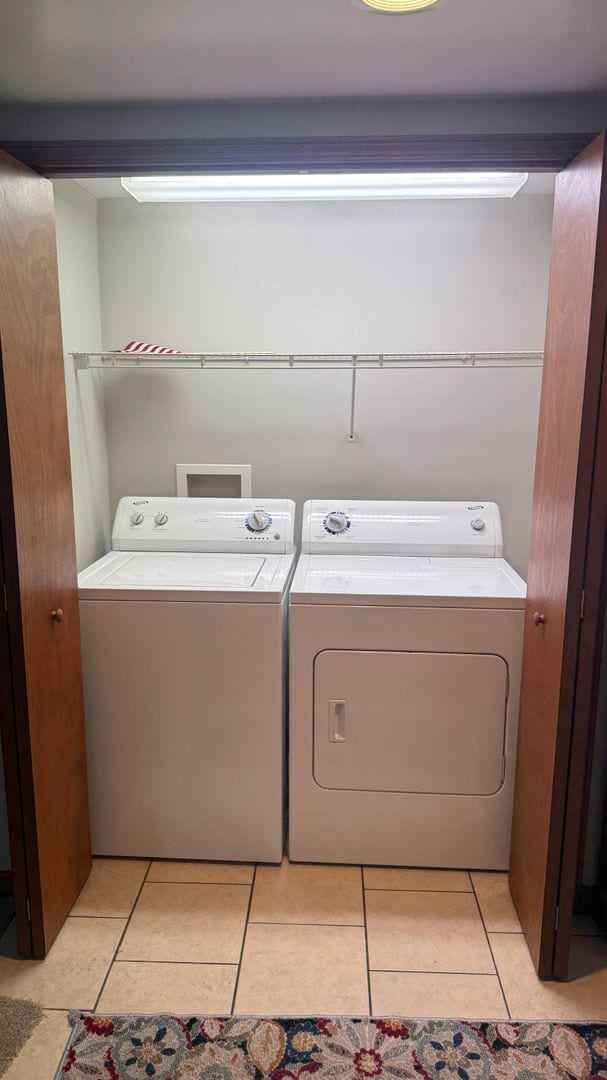 Building Photo - 1 bedroom ranch style home ready now!