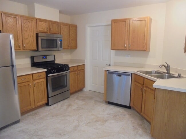 Building Photo - 3110 Ronan Dr