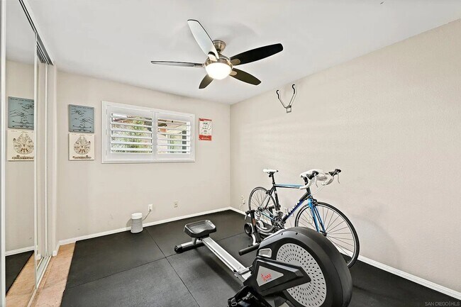 Building Photo - 462 Dewane Dr