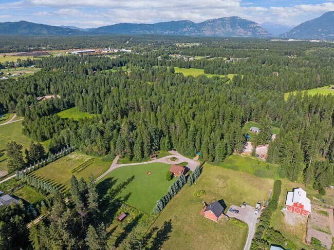 Building Photo - Luxury A-Frame Cabin in Columbia Falls — Near Glacier National Park