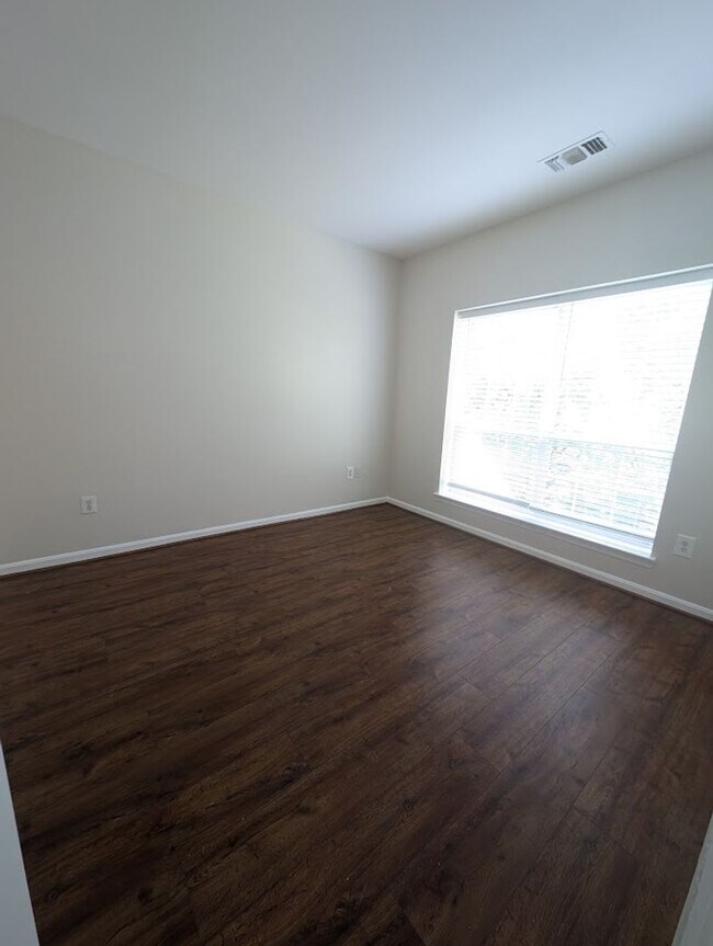 Building Photo - Palazzo at Park Center Top floor 2 bedroom condo