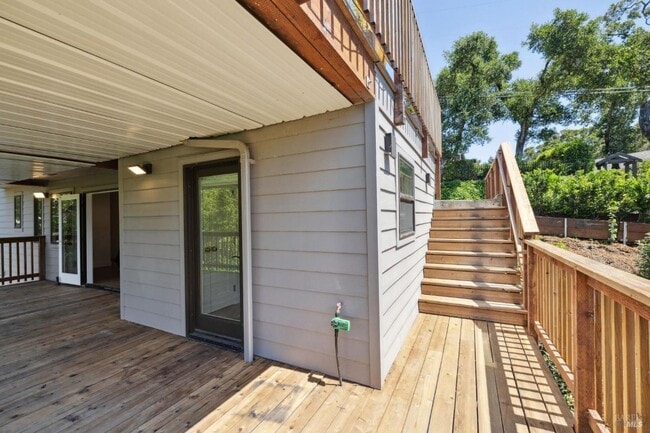 Building Photo - Newly Renovated Ross Four Bedroom & Three Bathroom Home on 1/2 acre with AC and Views