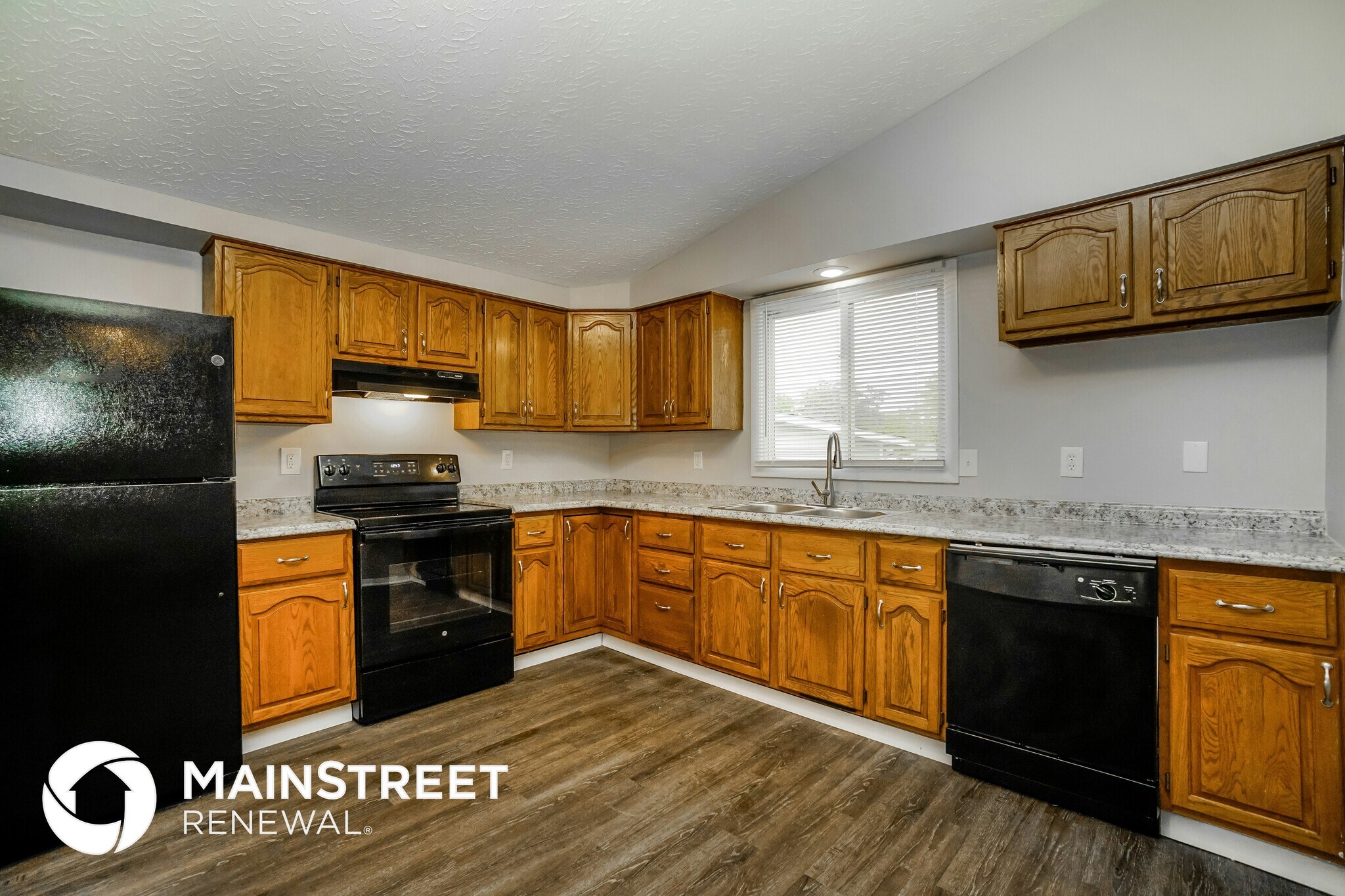 Building Photo - 389 West St