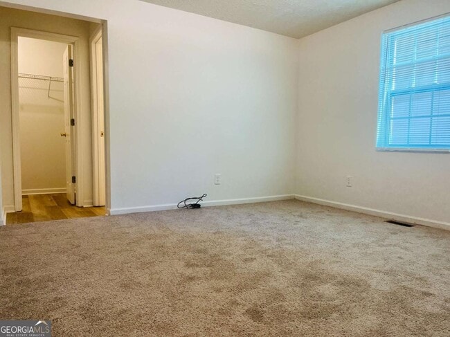 Building Photo - 615 Chattahoochee St