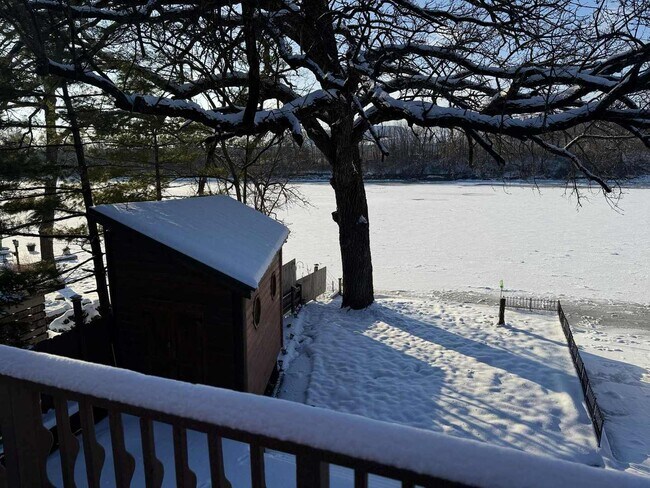 Building Photo - 3341 E 2059th Rd