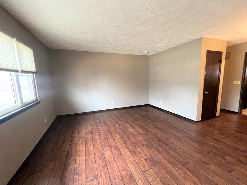 Building Photo - 1603 Timberline Dr