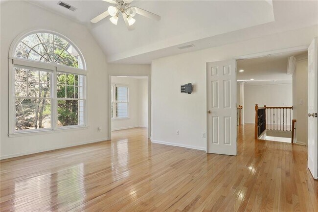 Building Photo - 315 Commons Gate Ct